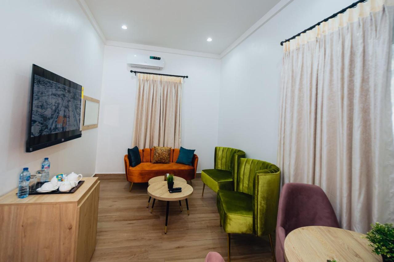 Quest Boutique Hotel Gwarinpa 외부 사진