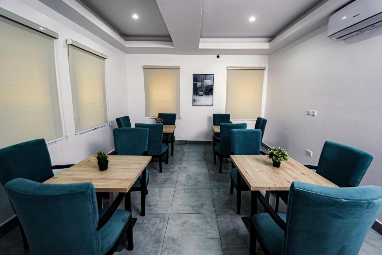 Quest Boutique Hotel Gwarinpa 외부 사진